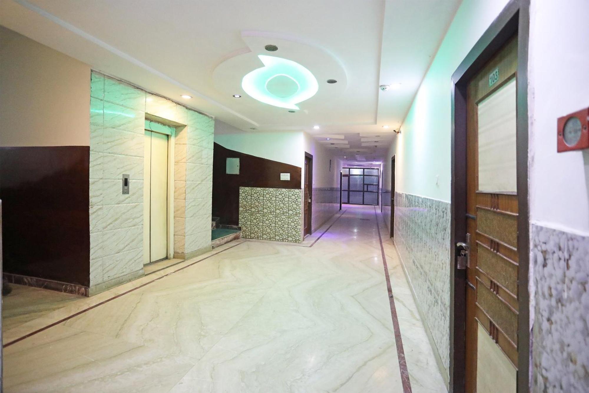 OYO 11005 Hotel Shanti Palace Agra  Eksteriør billede