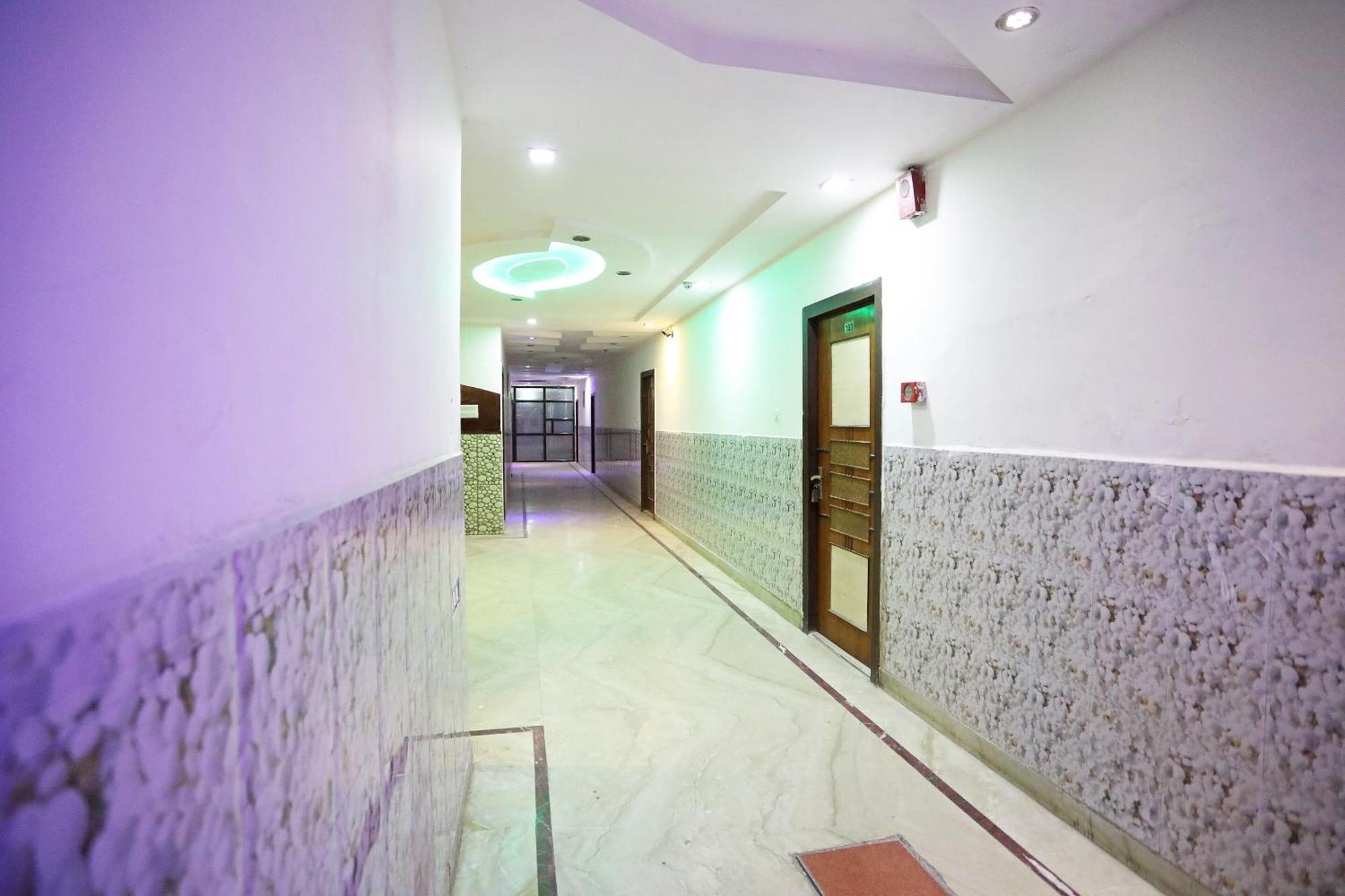 OYO 11005 Hotel Shanti Palace Agra  Eksteriør billede