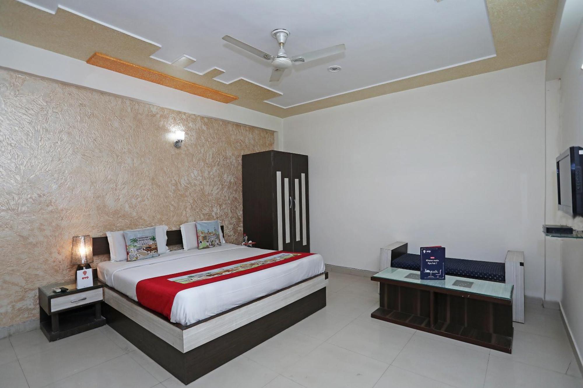 OYO 11005 Hotel Shanti Palace Agra  Eksteriør billede